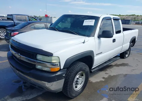2002 Chevrolet Silverado from USA, damaged, VIN 1GCHC29U32E252262
